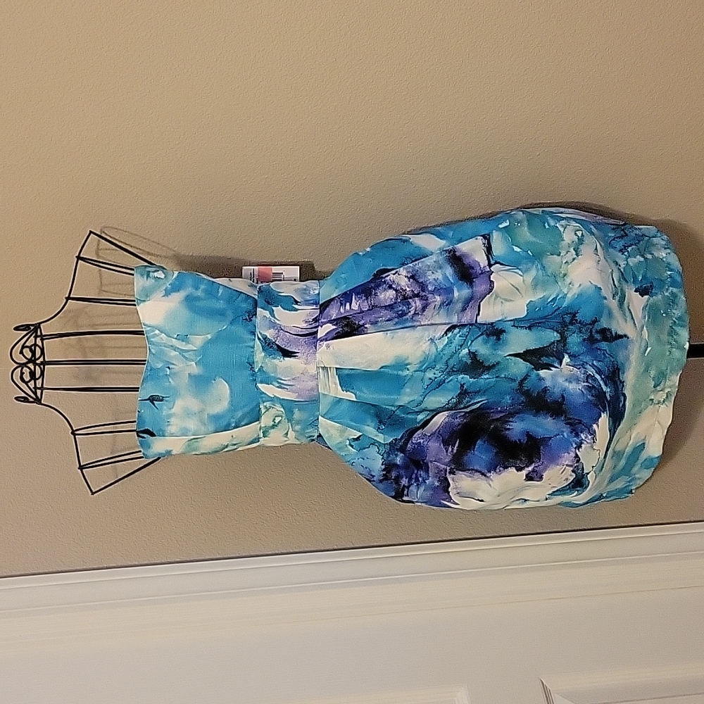 NWT B. Smart Strapless sz 6 party/cocktail mini dress with pockets
